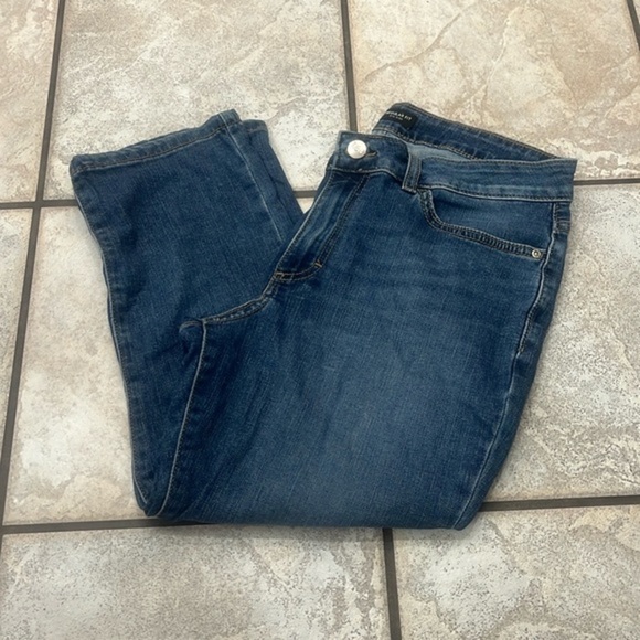 Lee Jean Capris - Picture 1 of 6